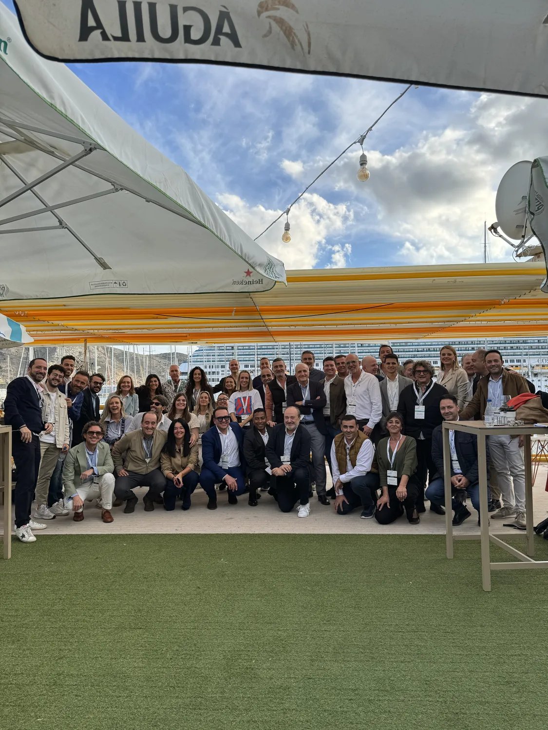 Asistentes foro en batel